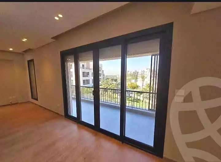 https://aqarmap.com.eg/en/listing/7266888-for-sale-cairo-new-cairo-compounds-the-crest-compound-il-cazar