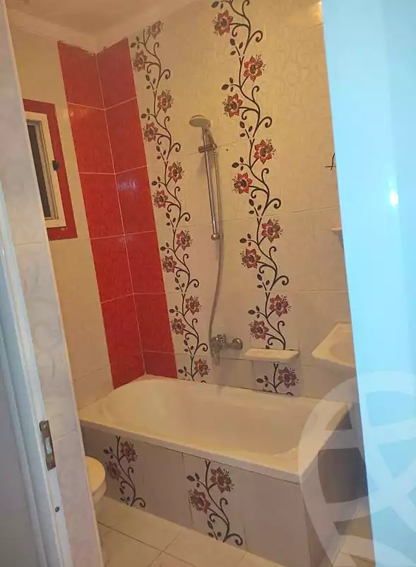 https://aqarmap.com.eg/ar/listing/7267001-for-sale-alexandria-sydy-bshr-sydy-bshr-bhry-ali-hipa-st