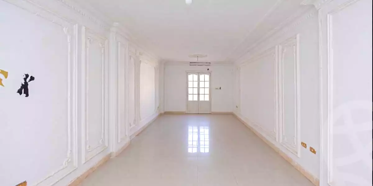 https://aqarmap.com.eg/ar/listing/7267450-for-sale-alexandria-ganaklis-shr-mrtdy-bsh