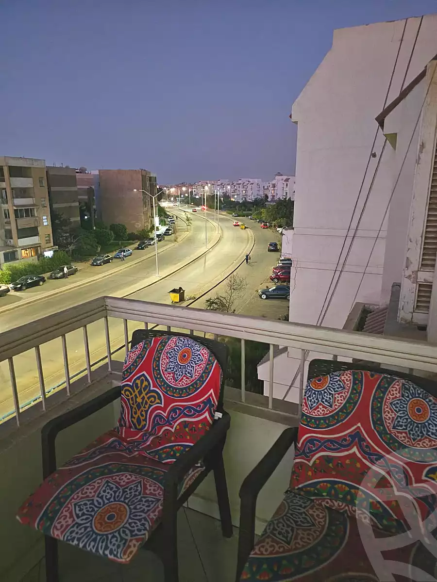 https://aqarmap.com.eg/ar/listing/7267639-for-rent-cairo-6th-of-october-el-hay-el-motamyz