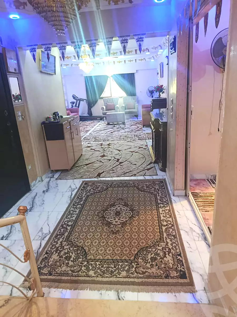 https://aqarmap.com.eg/ar/listing/7267810-for-sale-cairo-el-haram-shareaa-naser-el-thawrah