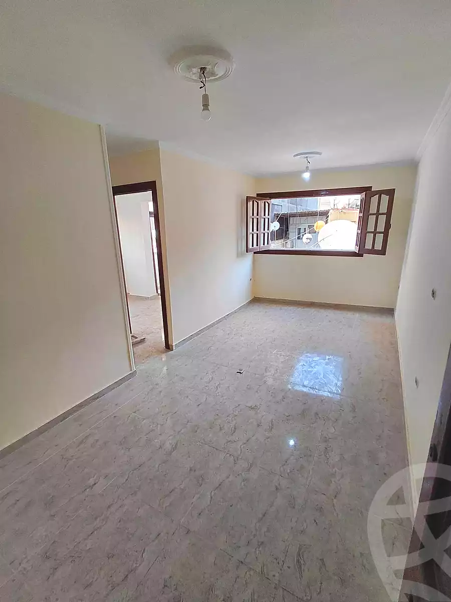 https://aqarmap.com.eg/en/listing/7267933-for-sale-alexandria-ganaklis-el-arwam-church-st