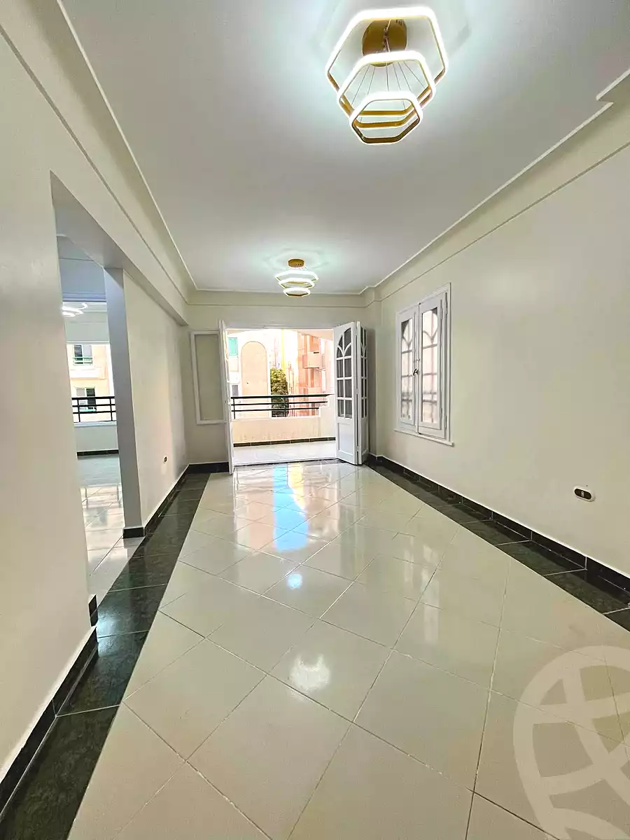 https://aqarmap.com.eg/ar/listing/7268119-for-sale-alexandria-al-agamy-shataa-el-nakheel