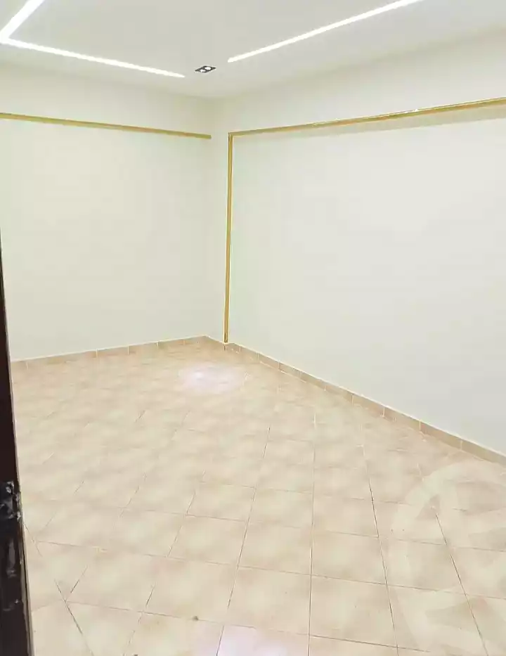 https://aqarmap.com.eg/ar/listing/7268195-for-sale-alexandria-al-agamy-el-hanouvel-radwan-st