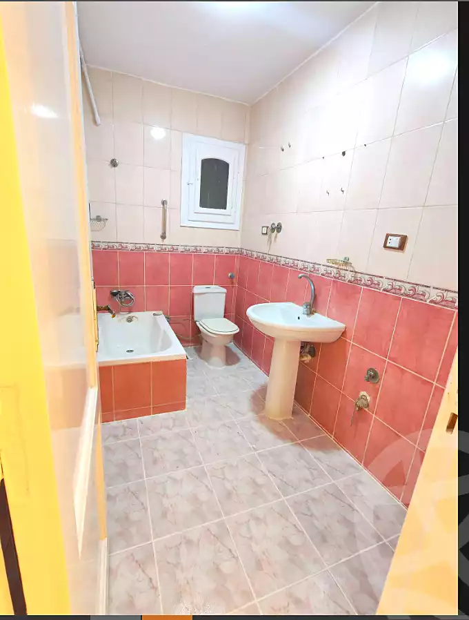 https://aqarmap.com.eg/ar/listing/7268469-for-sale-alexandria-al-agamy-shataa-el-nakheel
