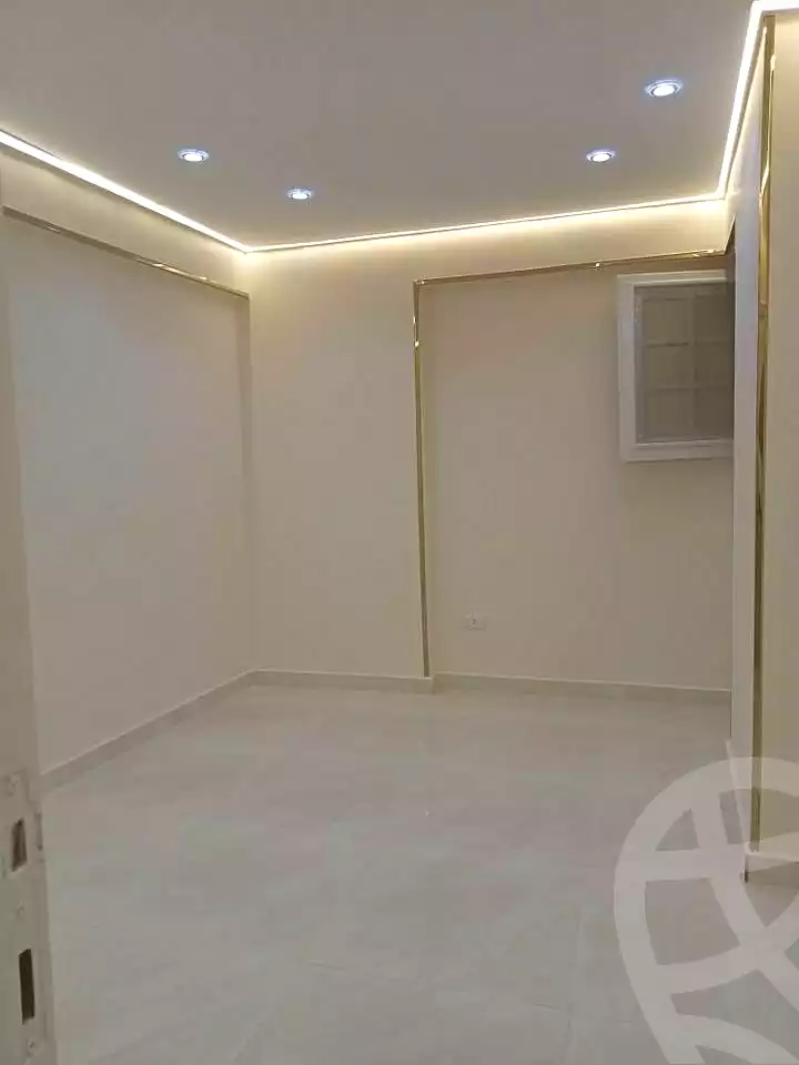 https://aqarmap.com.eg/ar/listing/7268784-for-sale-alexandria-sydy-bshr-sydy-bshr-bhry-gamal-abd-el-nasir-st