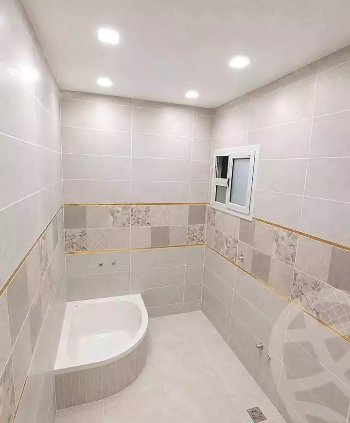 https://aqarmap.com.eg/en/listing/7268843-for-sale-alexandria-al-agamy-lbytsh