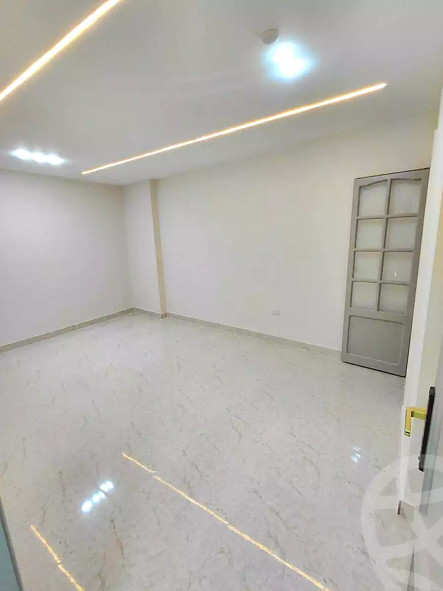 https://aqarmap.com.eg/ar/listing/7268975-for-sale-alexandria-el-asafra-l-sfr-bhry