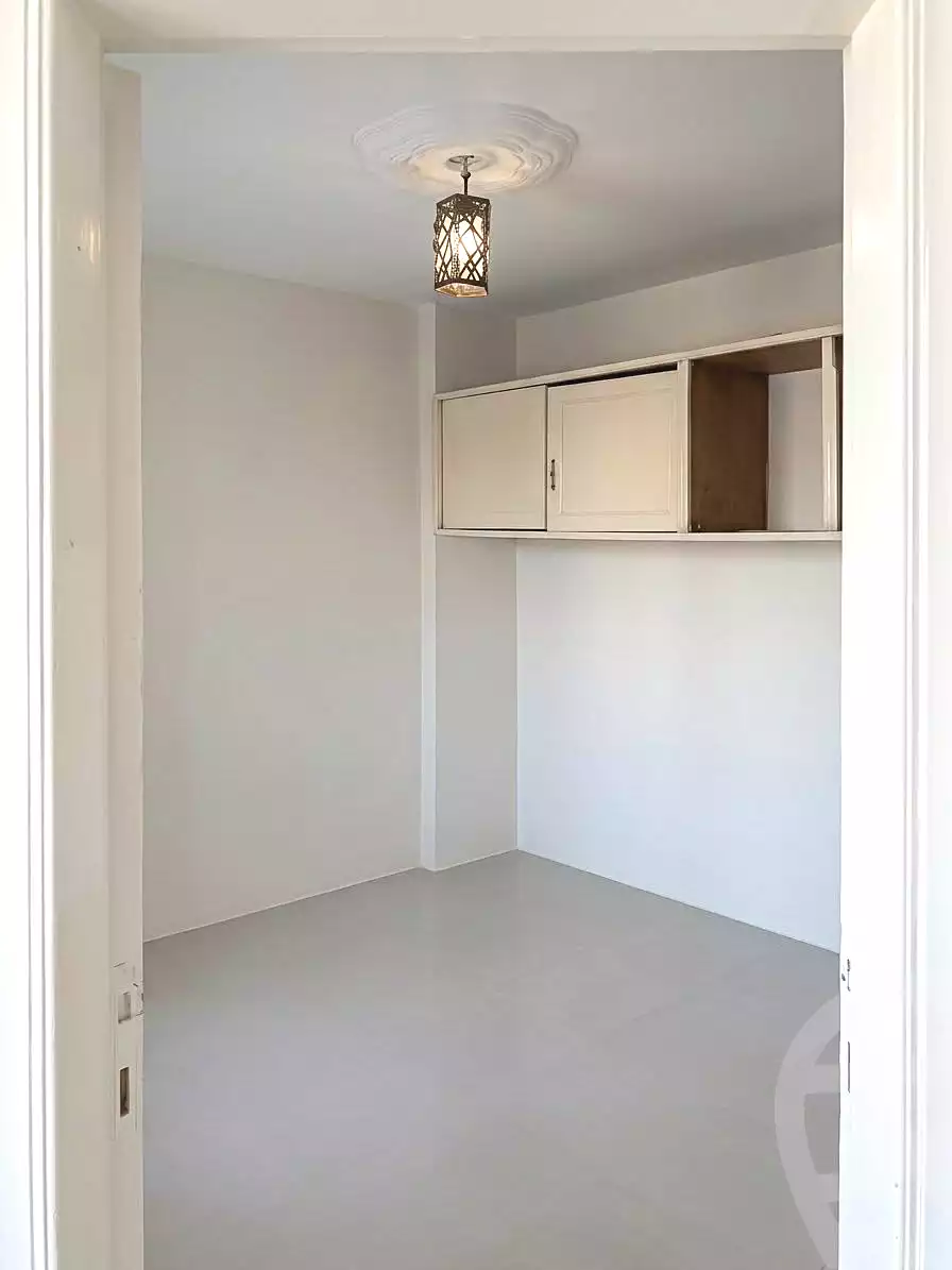 https://aqarmap.com.eg/en/listing/7269193-for-rent-alexandria-el-mandara-alex-el-mandara-bahri-sidi-kamal-st