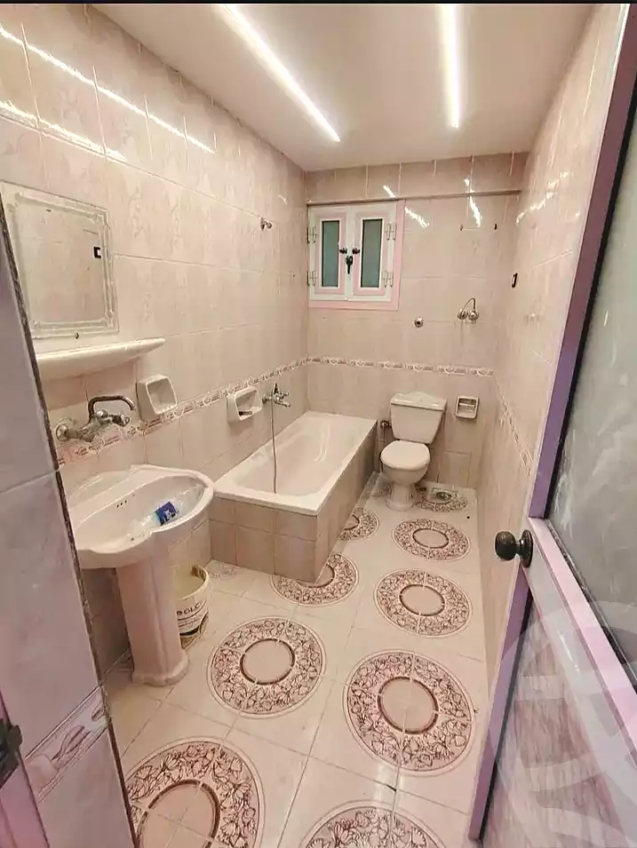 https://aqarmap.com.eg/en/listing/7269354-for-sale-alexandria-lsywf-el-falki