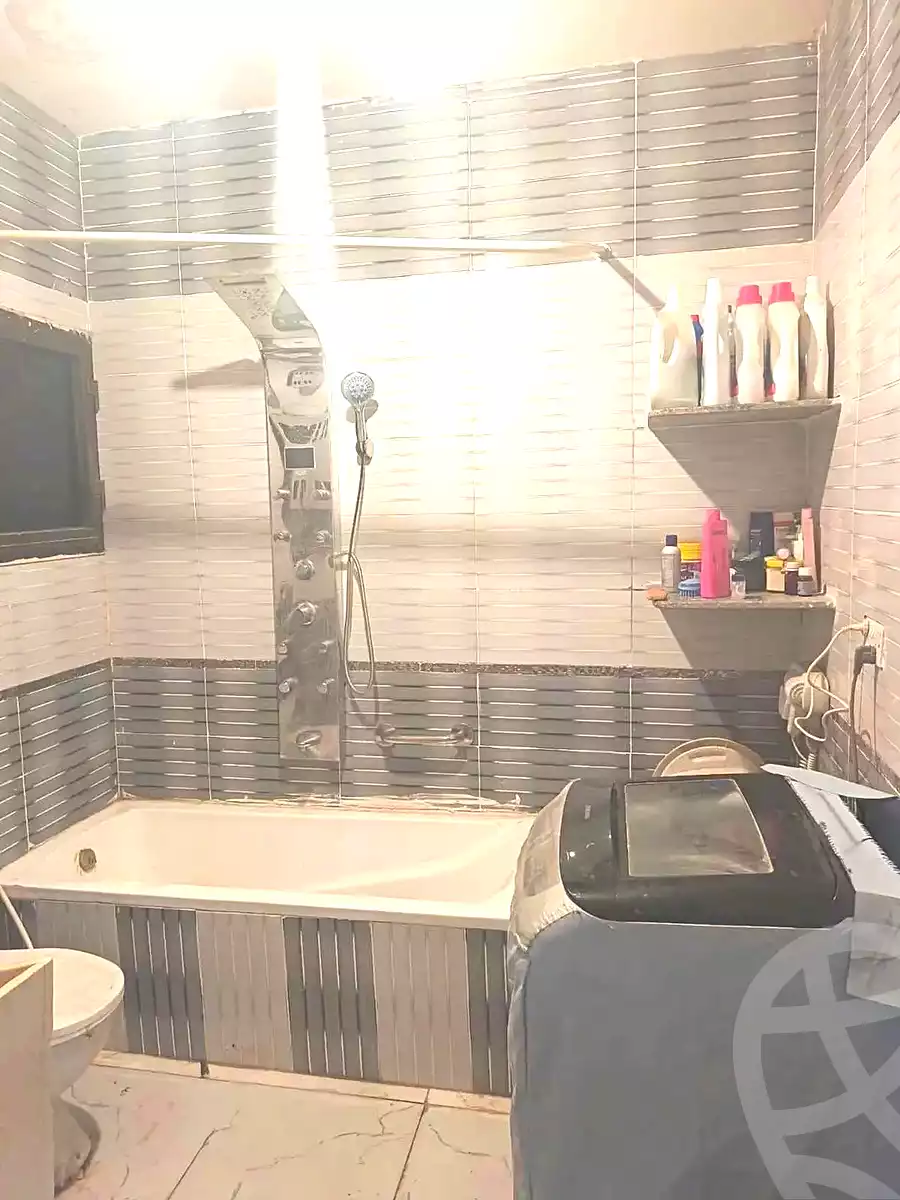 https://aqarmap.com.eg/ar/listing/7269536-for-sale-cairo-ain-shams-ain-shams-el-sharkia-afifi-effat-st