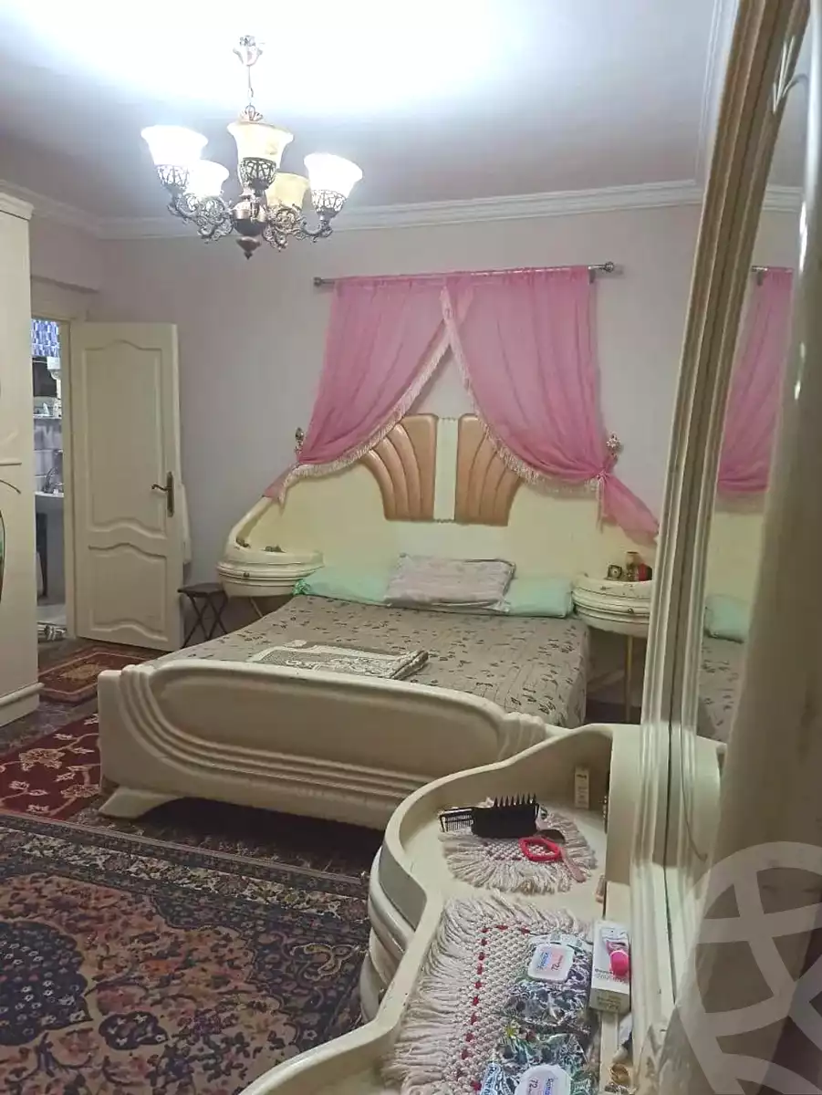 https://aqarmap.com.eg/en/listing/7269633-for-sale-alexandria-al-agamy-el-hanouvel-kasr-al-quiri-st-1