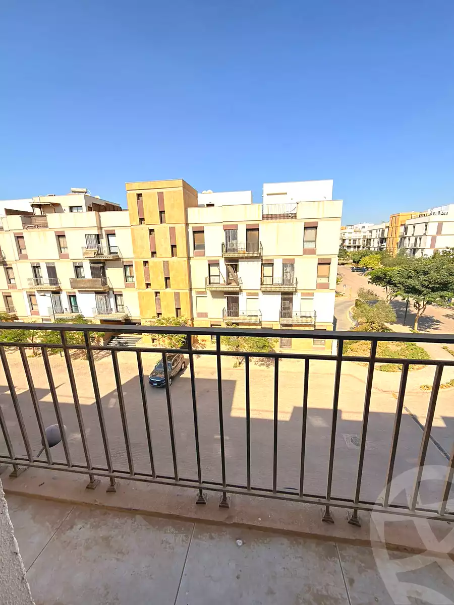 https://aqarmap.com.eg/en/listing/7269692-for-rent-cairo-el-sheikh-zayed-city-compounds-the-courtyard