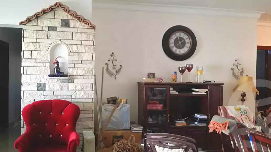 https://aqarmap.com.eg/ar/listing/7270056-for-sale-cairo-new-cairo-compounds-hyde-park-business-district