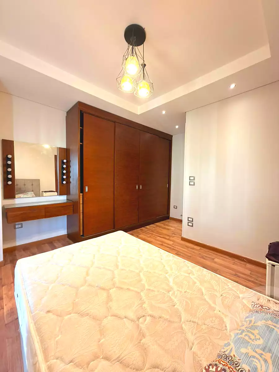 https://aqarmap.com.eg/en/listing/7270103-for-rent-cairo-el-sheikh-zayed-city-compounds-the-courtyard