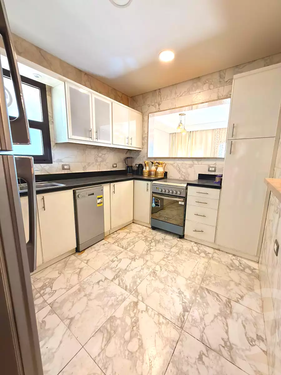 https://aqarmap.com.eg/en/listing/7270103-for-rent-cairo-el-sheikh-zayed-city-compounds-the-courtyard