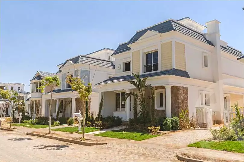 https://aqarmap.com.eg/ar/listing/7270089-for-sale-cairo-new-cairo-compounds-mountain-view1-1-compound