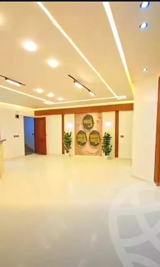 https://aqarmap.com.eg/ar/listing/7270227-for-sale-alexandria-al-agamy-el-kilo-21