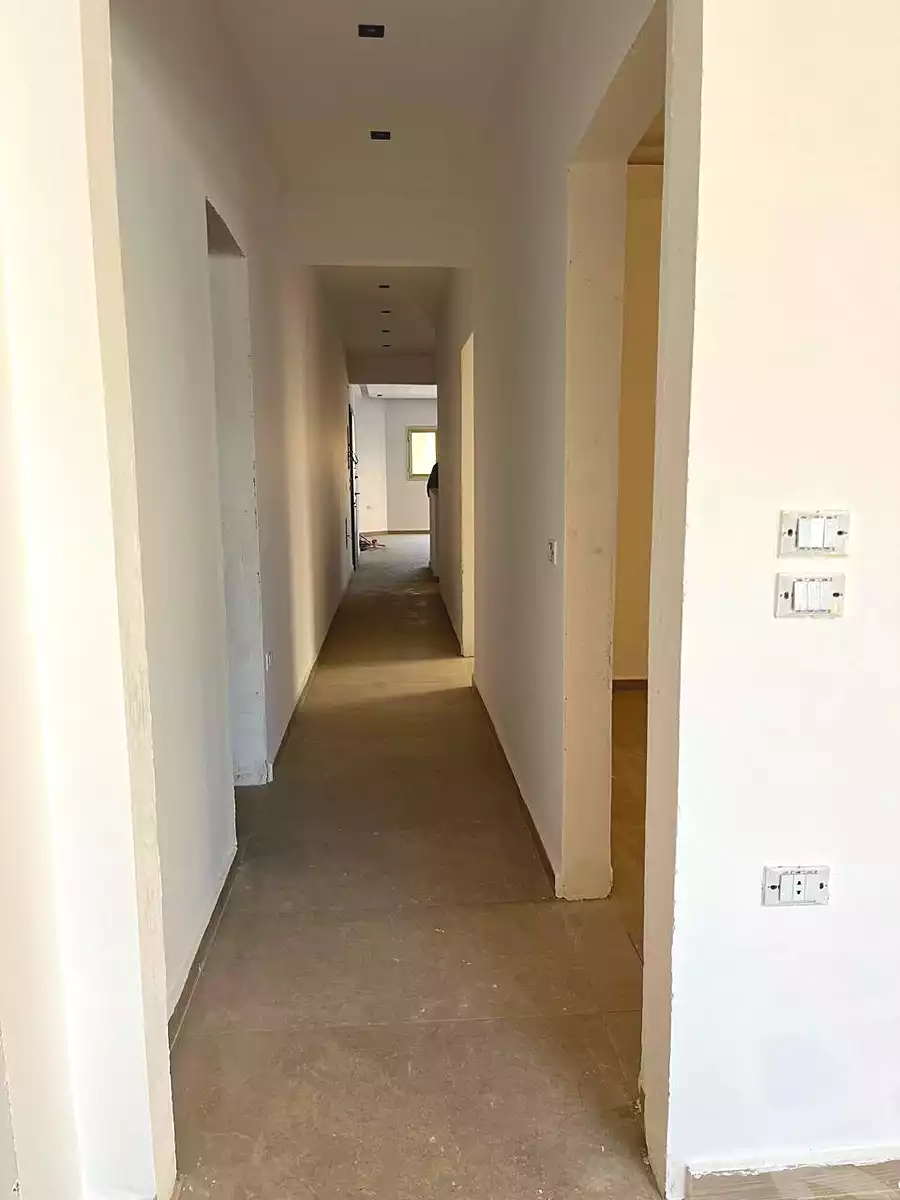 https://aqarmap.com.eg/ar/listing/7270323-for-sale-cairo-new-cairo-compounds-el-mostashareen-compound