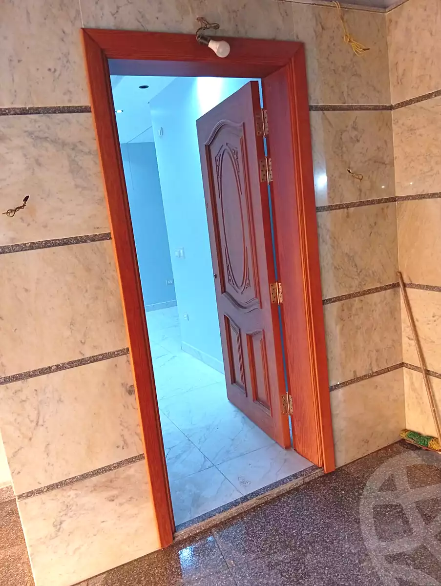 https://aqarmap.com.eg/en/listing/7270369-for-rent-cairo-el-sheikh-zayed-city-el-hay-elsabeaa-lsf