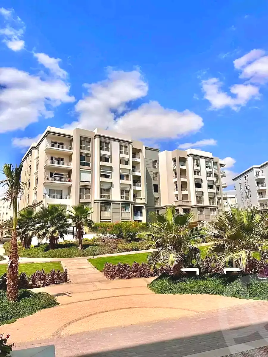 https://aqarmap.com.eg/en/listing/7270571-for-sale-cairo-new-cairo-compounds-hyde-park-centre-ville-hyde-park