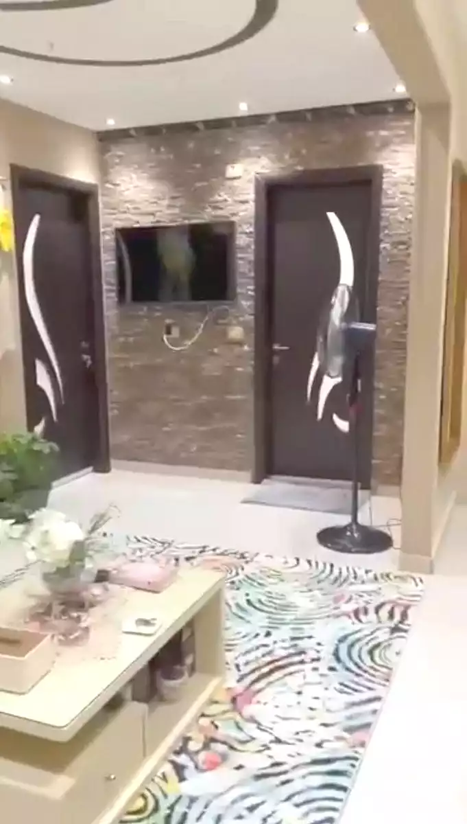 https://aqarmap.com.eg/ar/listing/7270827-for-sale-cairo-helwan-helwan-el-sharkeya-heidar-st