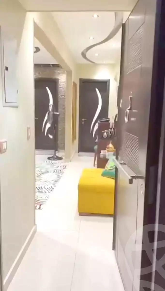 https://aqarmap.com.eg/ar/listing/7270827-for-sale-cairo-helwan-helwan-el-sharkeya-heidar-st