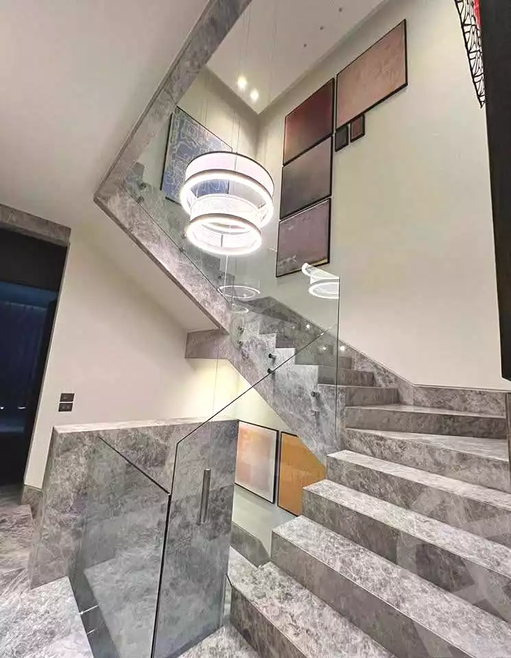 https://aqarmap.com.eg/ar/listing/7270865-for-sale-cairo-new-cairo-compounds-villette-kmbwnd-sky-kwndwz-swdyk-villette