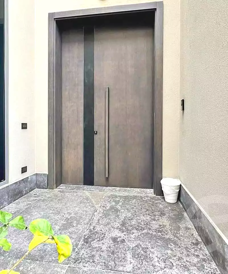 https://aqarmap.com.eg/ar/listing/7270865-for-sale-cairo-new-cairo-compounds-villette-kmbwnd-sky-kwndwz-swdyk-villette