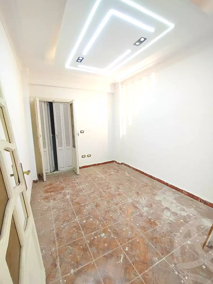 https://aqarmap.com.eg/en/listing/7270948-for-sale-alexandria-lsywf-el-falki