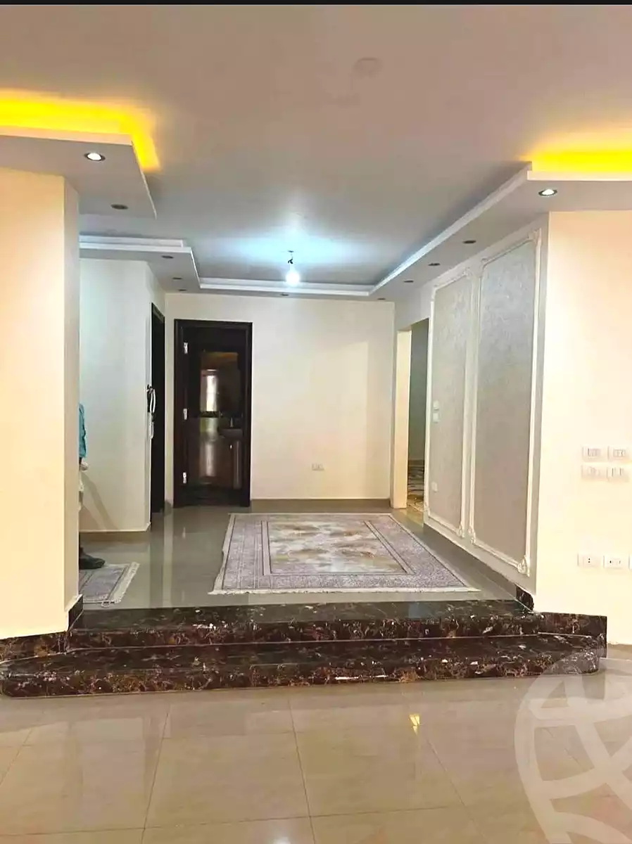 https://aqarmap.com.eg/ar/listing/7270953-for-sale-cairo-new-cairo-el-yassamin-el-yasmeen-3-mohamed-rahim-st