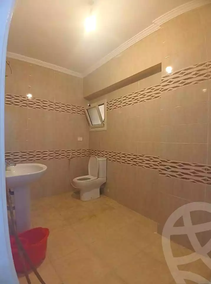 https://aqarmap.com.eg/en/listing/7271120-for-rent-alexandria-lsywf-shamaa