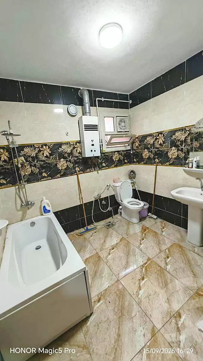 https://aqarmap.com.eg/en/listing/7271179-for-sale-cairo-helwan-sherif-st