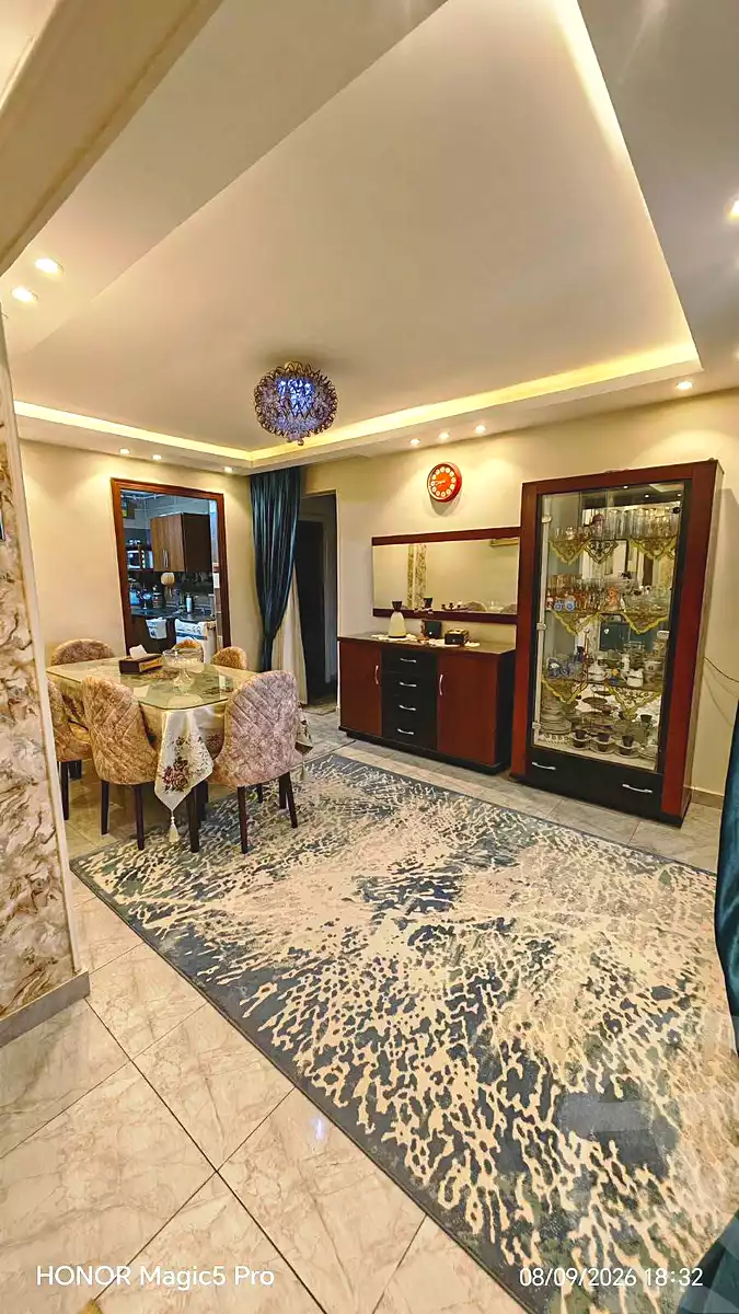 https://aqarmap.com.eg/ar/listing/7271186-for-sale-cairo-helwan-mohamed-sayed-ahmed-st