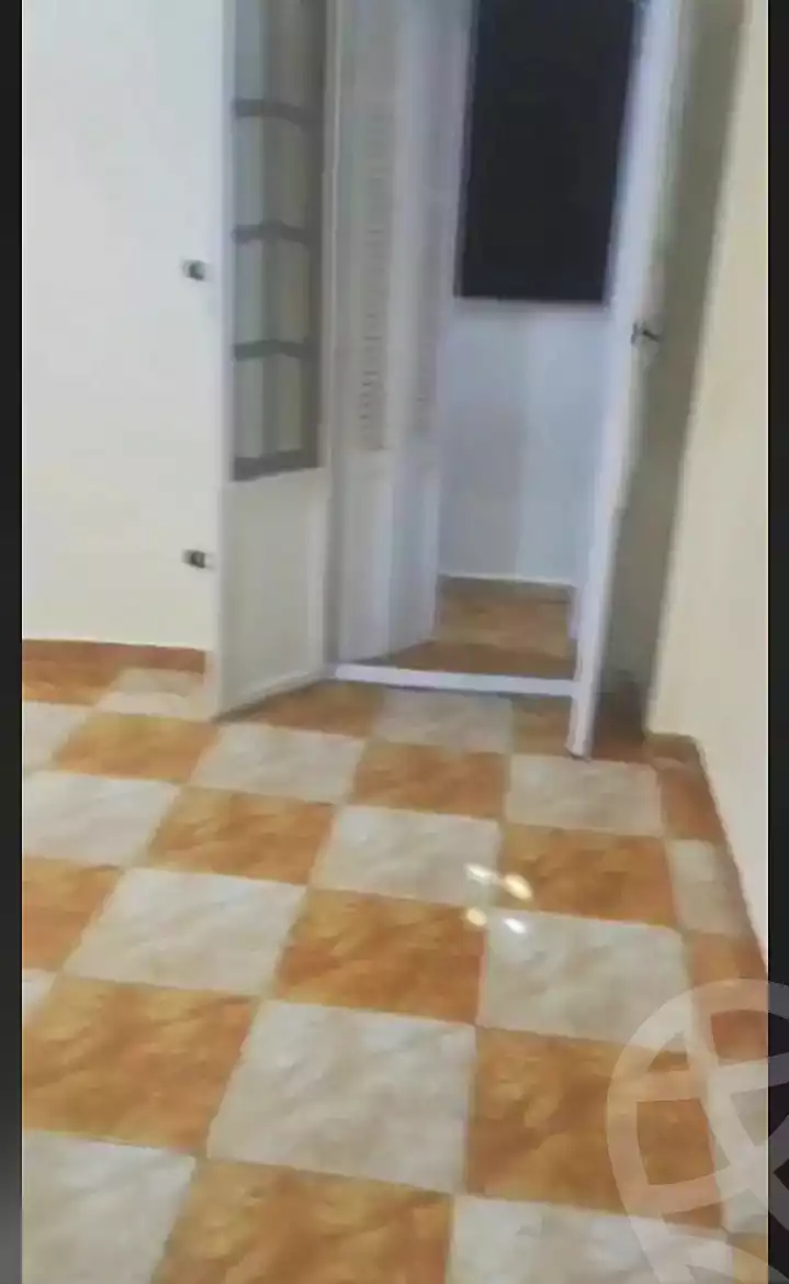 https://aqarmap.com.eg/ar/listing/7271512-for-sale-alexandria-el-asafra-shr-45