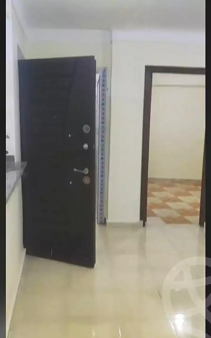 https://aqarmap.com.eg/ar/listing/7271512-for-sale-alexandria-el-asafra-shr-45