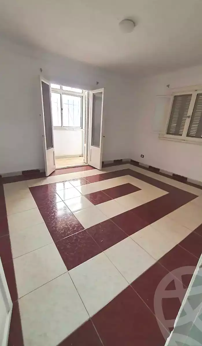 https://aqarmap.com.eg/ar/listing/7271539-for-rent-alexandria-smouha-tout-ankh-amoun-st
