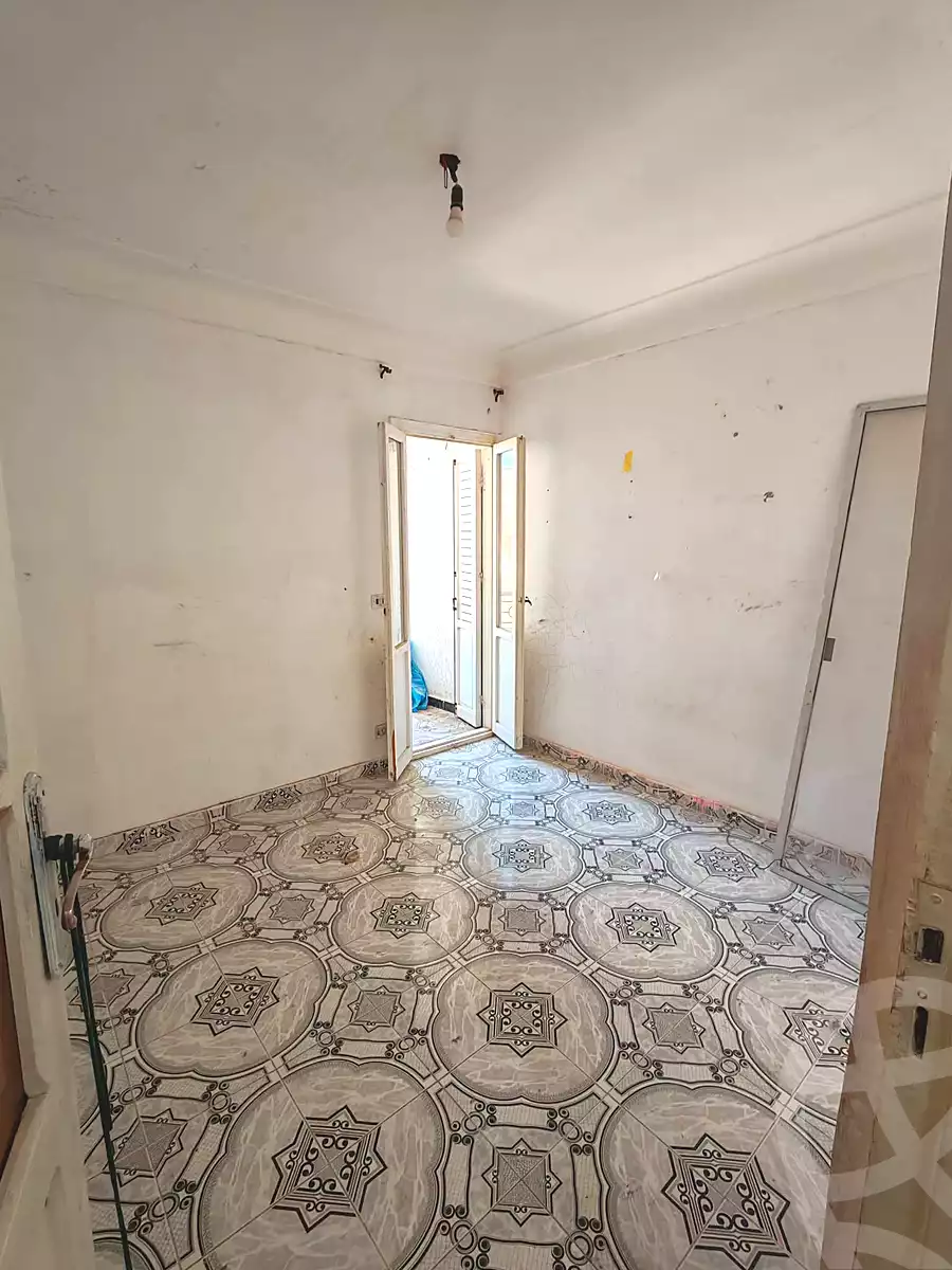 https://aqarmap.com.eg/en/listing/7271881-for-sale-alexandria-al-agamy-el-hanouvel-al-haded-we-al-soulb-st
