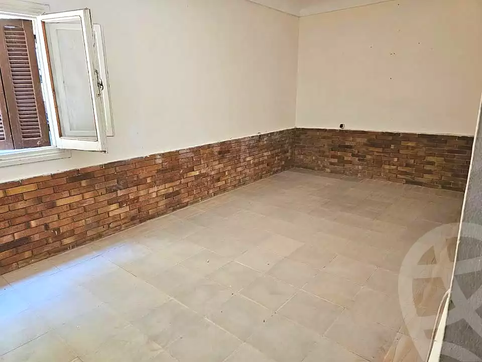 https://aqarmap.com.eg/ar/listing/7271958-for-rent-alexandria-al-agamy-lbytsh-shahr-al-assal-st