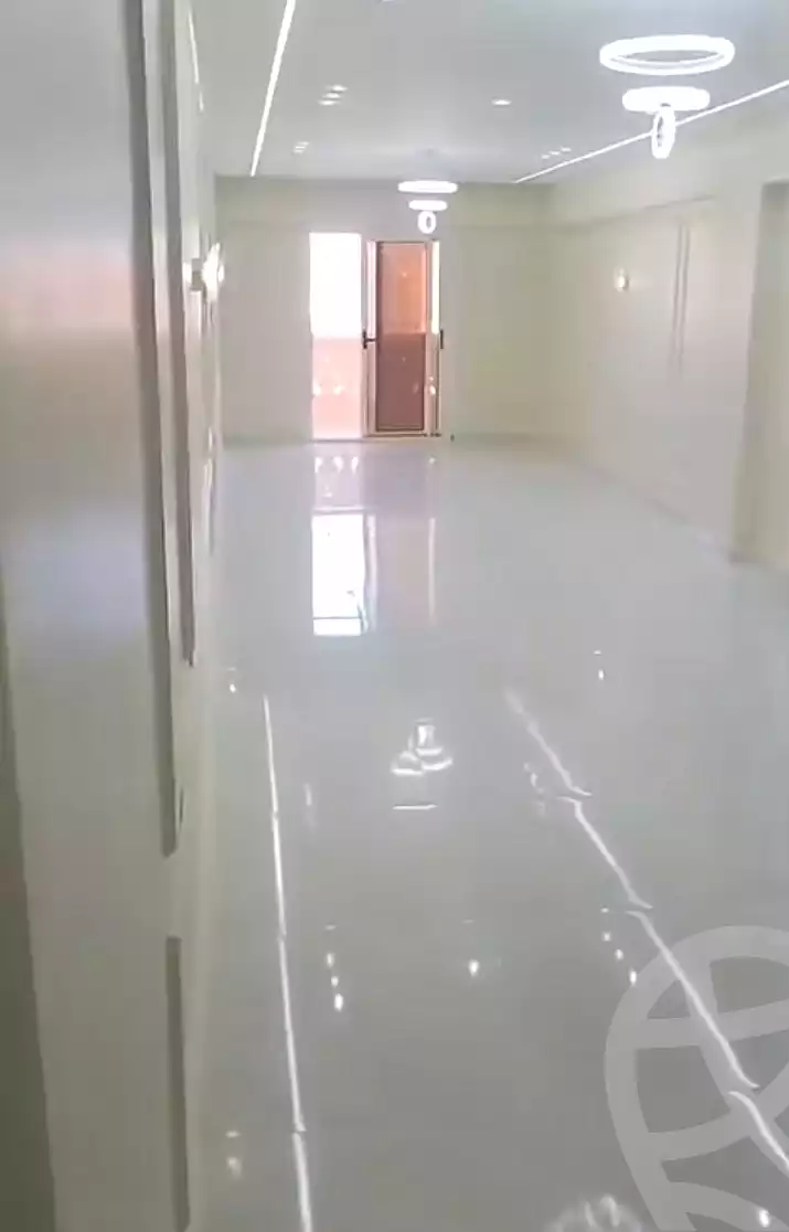 https://aqarmap.com.eg/ar/listing/7272154-for-sale-alexandria-al-agamy-el-hanouvel