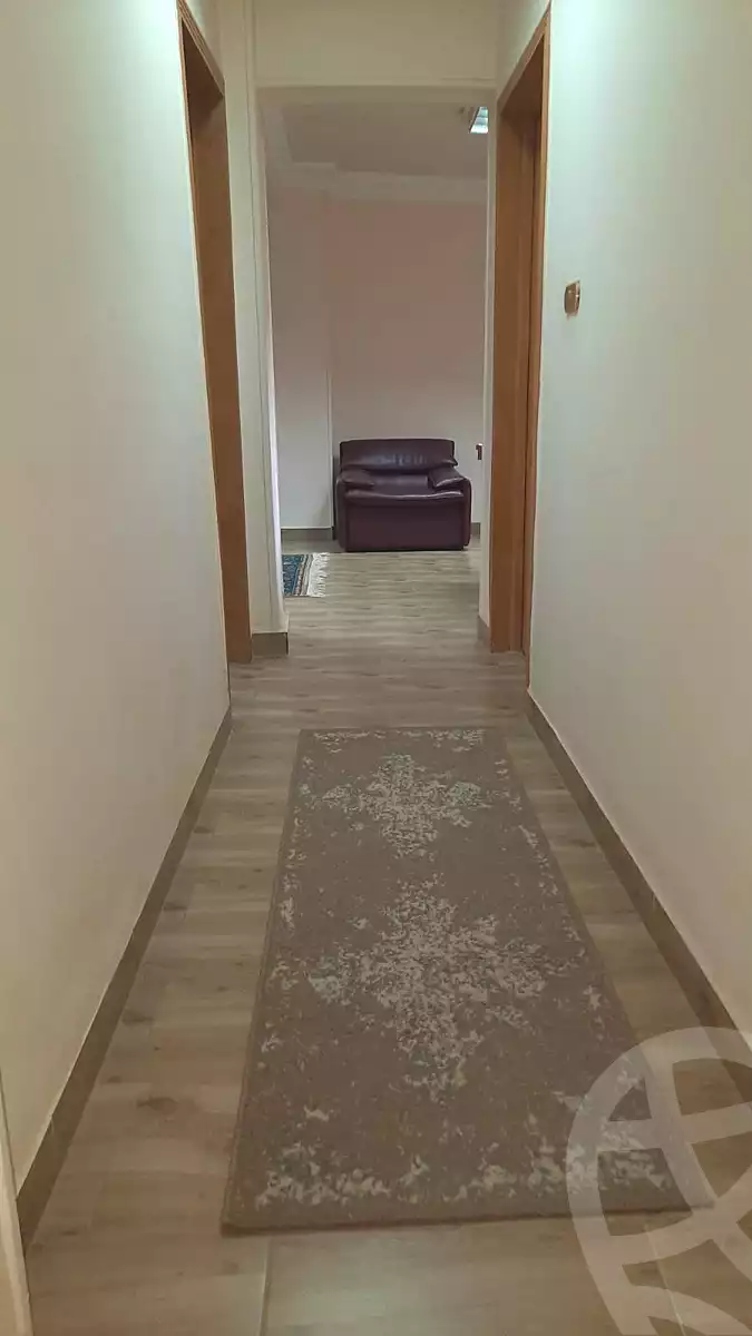 https://aqarmap.com.eg/ar/listing/7272211-for-rent-cairo-el-sheikh-zayed-city-shr-lbstn