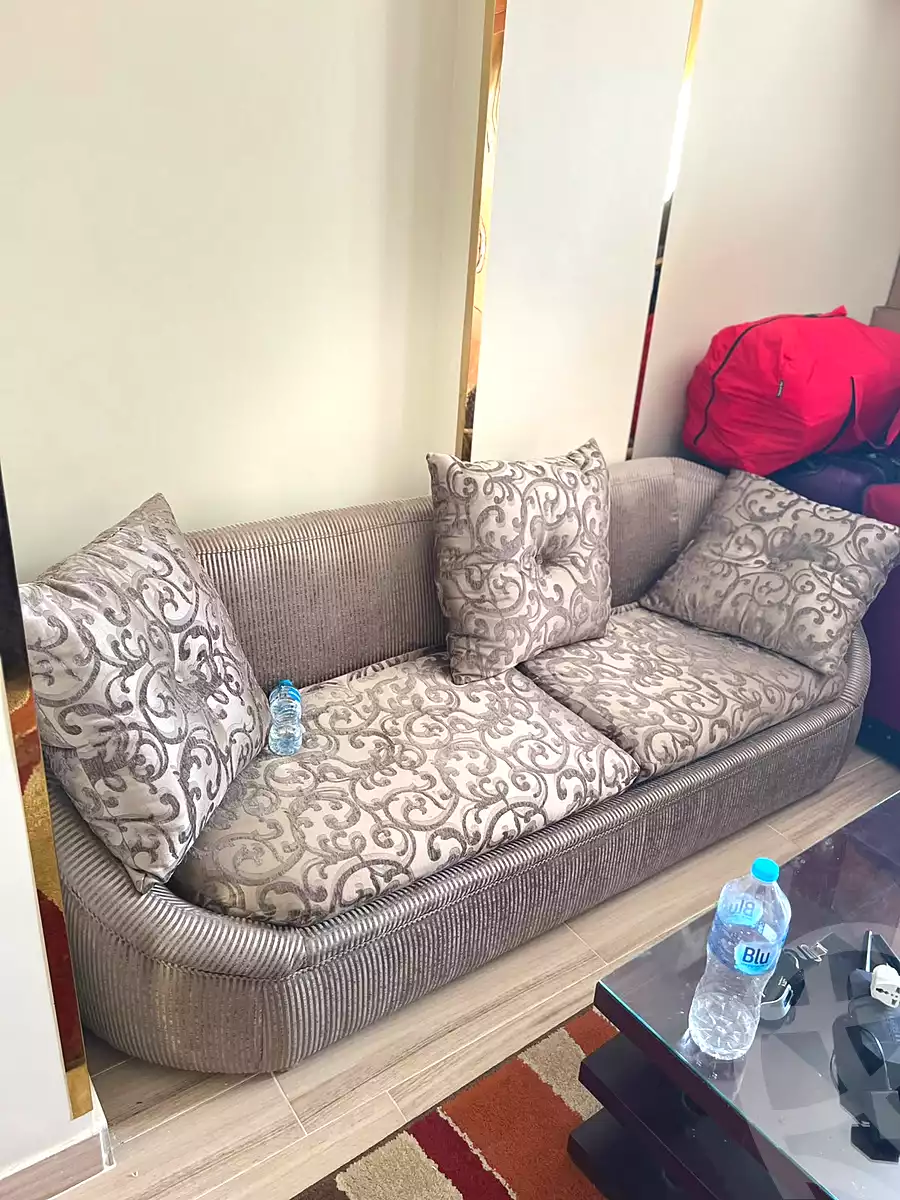 https://aqarmap.com.eg/en/listing/7272292-for-rent-cairo-6th-of-october-compounds-kmbwnd-jm-lqhr