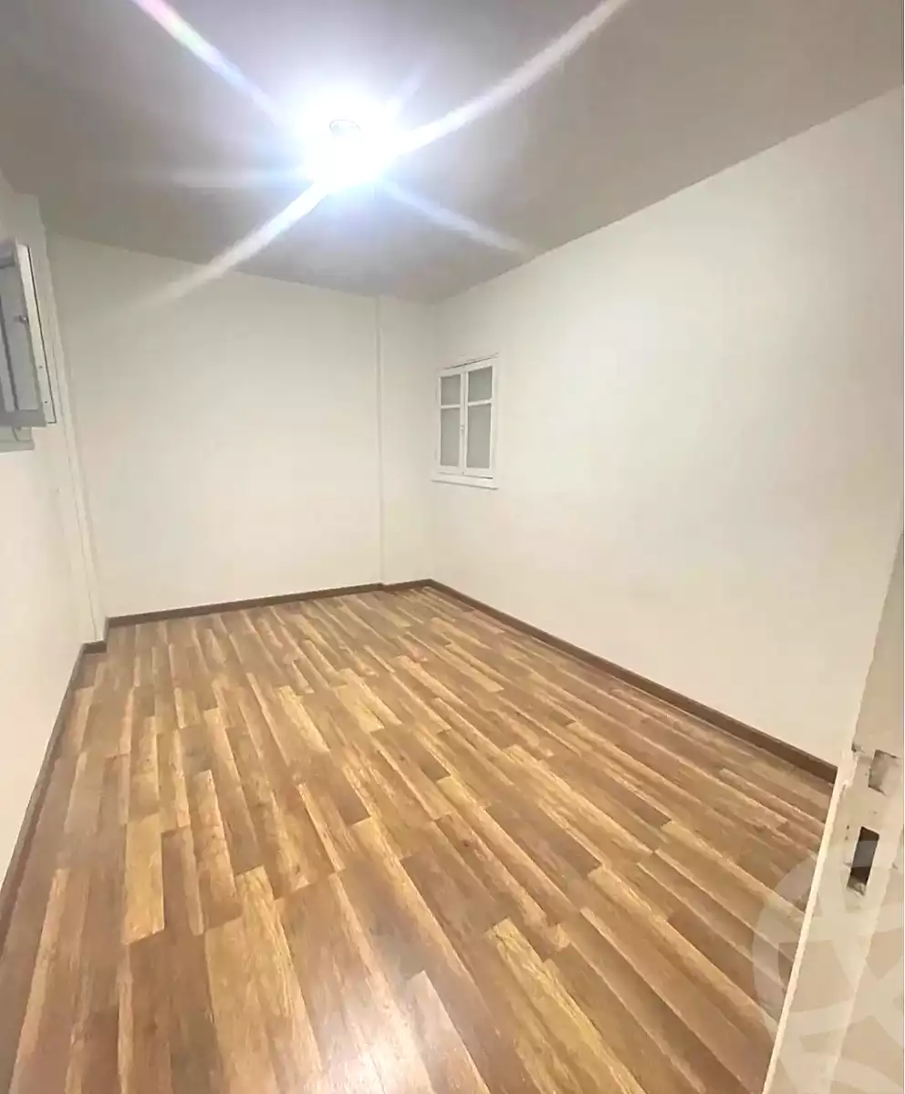 https://aqarmap.com.eg/ar/listing/7272678-for-sale-alexandria-miami-45-street