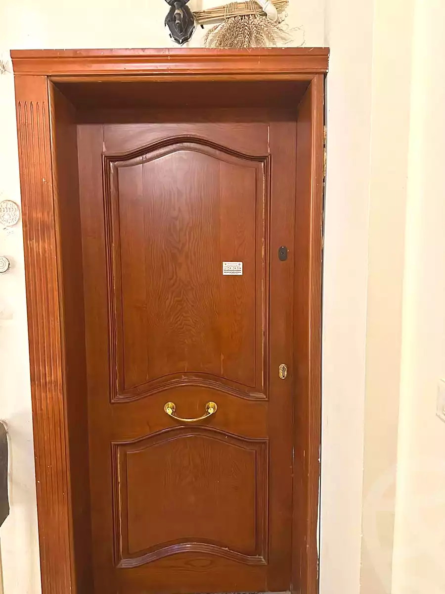 https://aqarmap.com.eg/ar/listing/7272978-for-sale-cairo-new-cairo-lrhb-city-phase-2-amr-ibn-el-aas-st