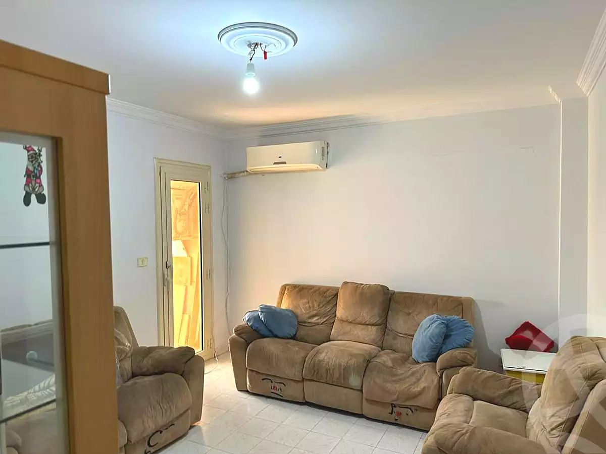 https://aqarmap.com.eg/ar/listing/7272978-for-sale-cairo-new-cairo-lrhb-city-phase-2-amr-ibn-el-aas-st