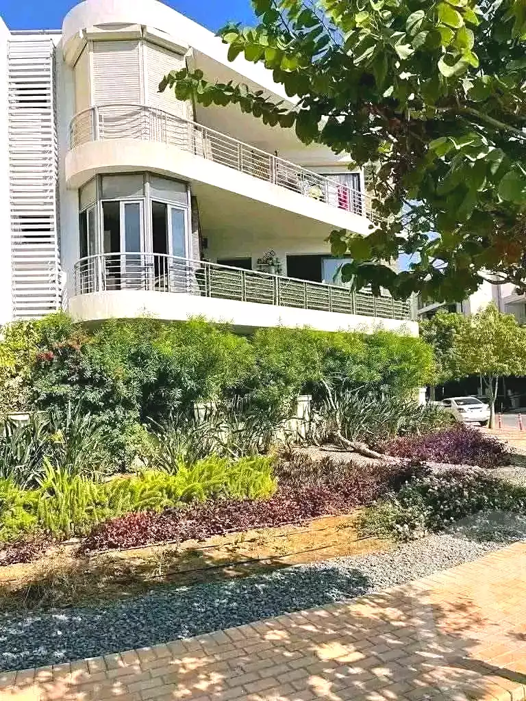 https://aqarmap.com.eg/en/listing/7273113-for-sale-cairo-new-cairo-compounds-tag-city-taj-sultan