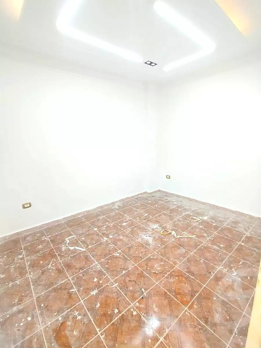 https://aqarmap.com.eg/ar/listing/7273449-for-sale-alexandria-lsywf-el-falki