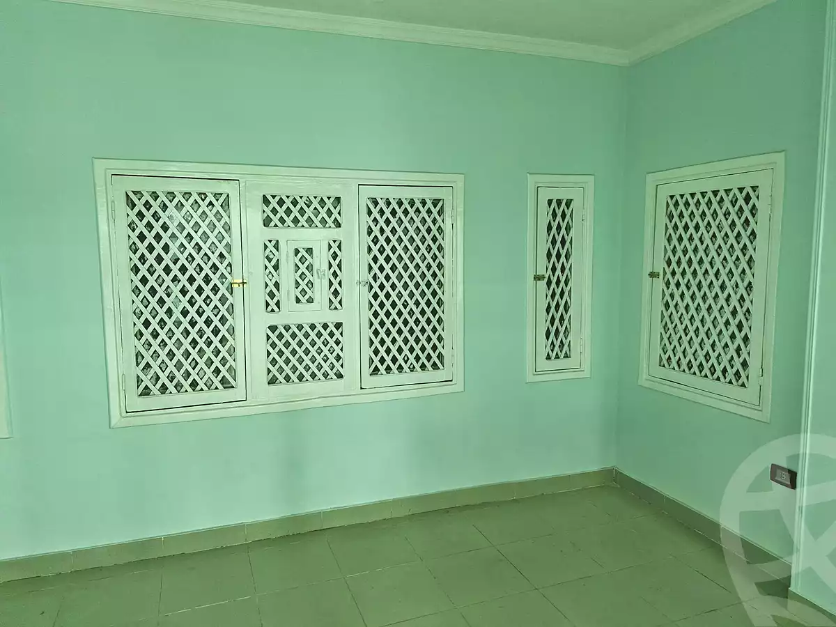https://aqarmap.com.eg/ar/listing/7273866-for-sale-cairo-15th-of-may-mjwr-7