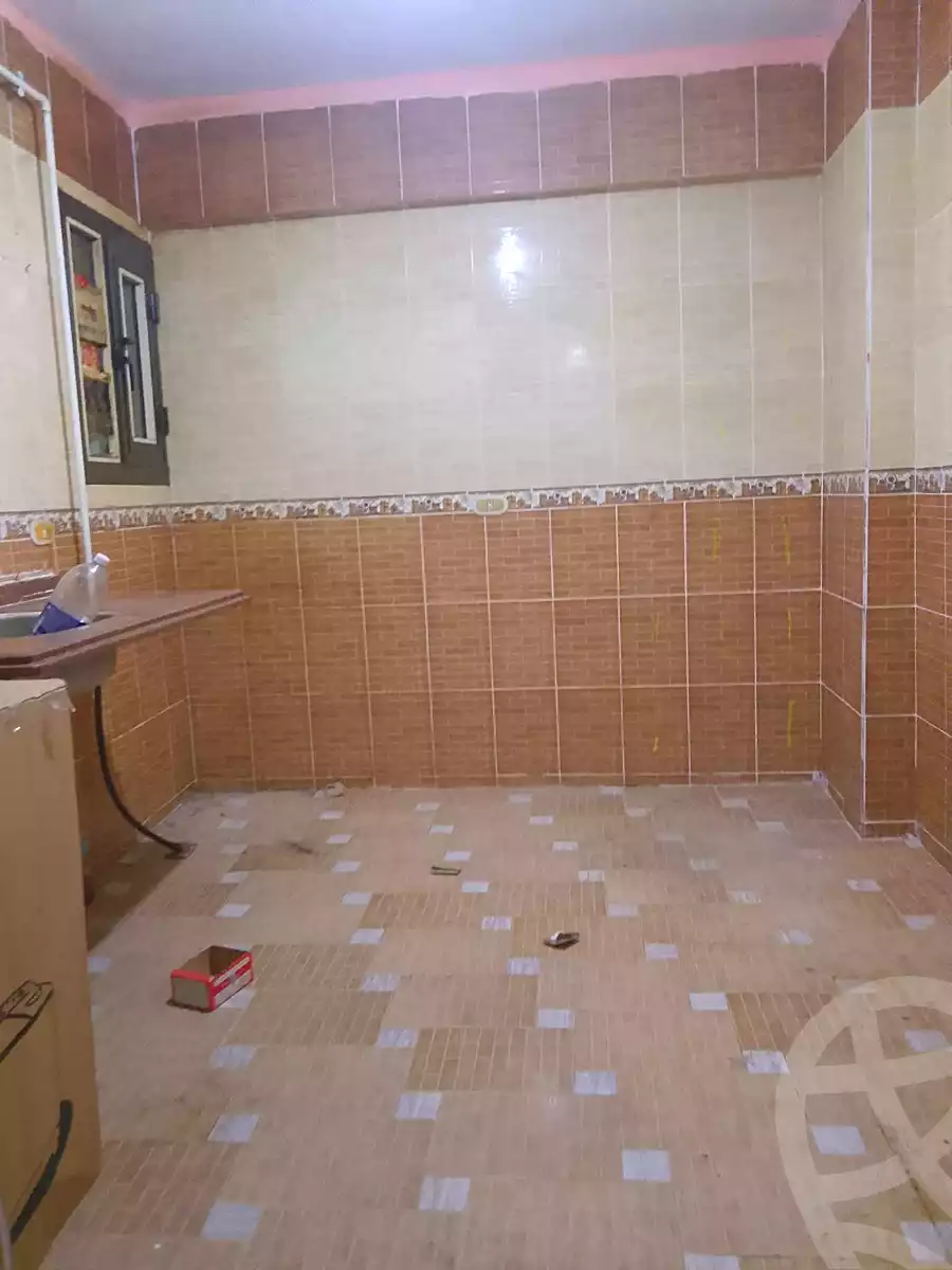 https://aqarmap.com.eg/en/listing/7274140-for-sale-alexandria-al-agamy-el-hanouvel-radwan-st