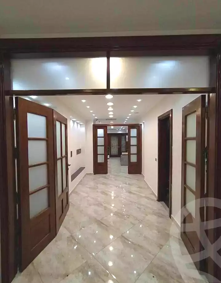 https://aqarmap.com.eg/ar/listing/7274160-for-sale-alexandria-sporting-abou-quer-st